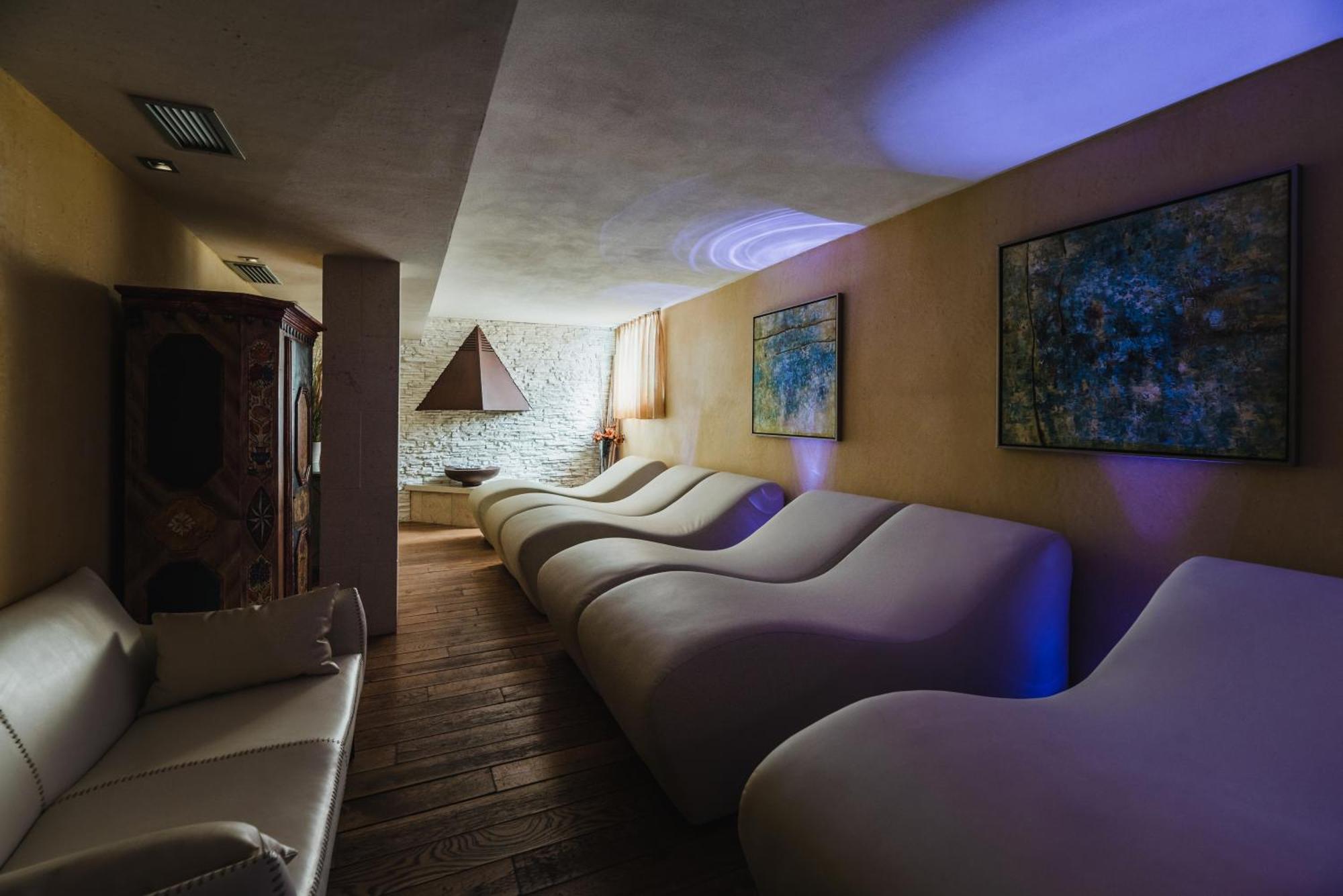 Hotel Arnika Pozza di Fassa Esterno foto